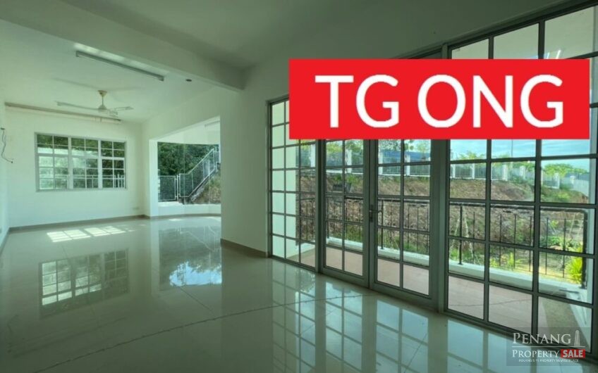 LANDED SALE 2 STOREY BUNGALOW AT BEVERLY HILL BIG GARDEN