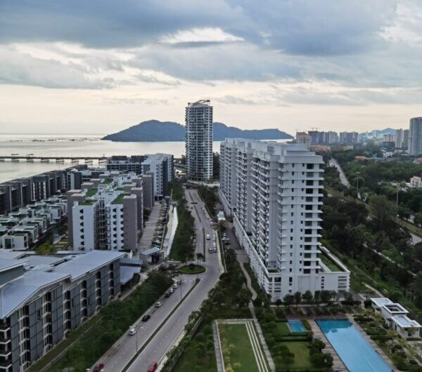 Waterside Residence, High Floor with Sea View, Tastefully Furnished, The Light, Gelugor